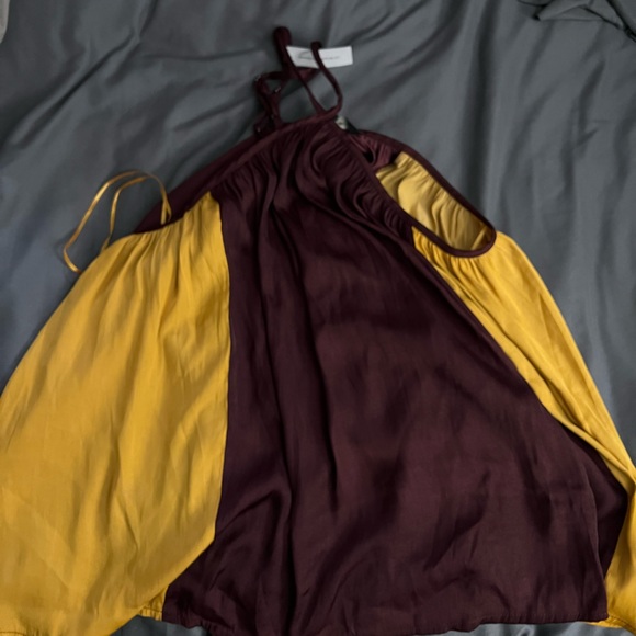 Banana republic colorblock halter top - Picture 3 of 3